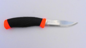Frost Companion F Serrated med spetts